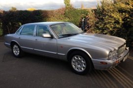 Jaguar XJ XJ8 3.2
