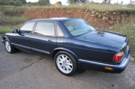 Jaguar XJ XJ8 3.2