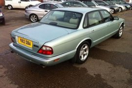 Jaguar XJ 3.2