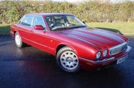 Jaguar XJ 4.0