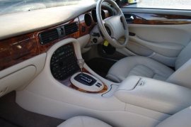 Jaguar XJ 4.0